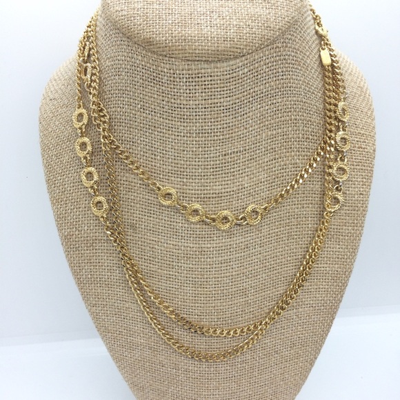 VINTAGE MONET GOLD TONE CHAIN LINK NECKLACE 27" LONG CIRCLE STATIONS LUXURIOUS - Picture 2 of 16